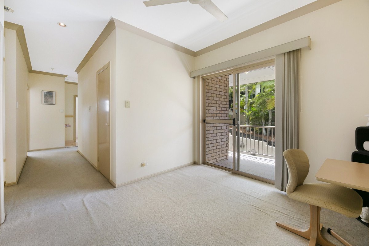 21 Joeith Court MIAMI 11