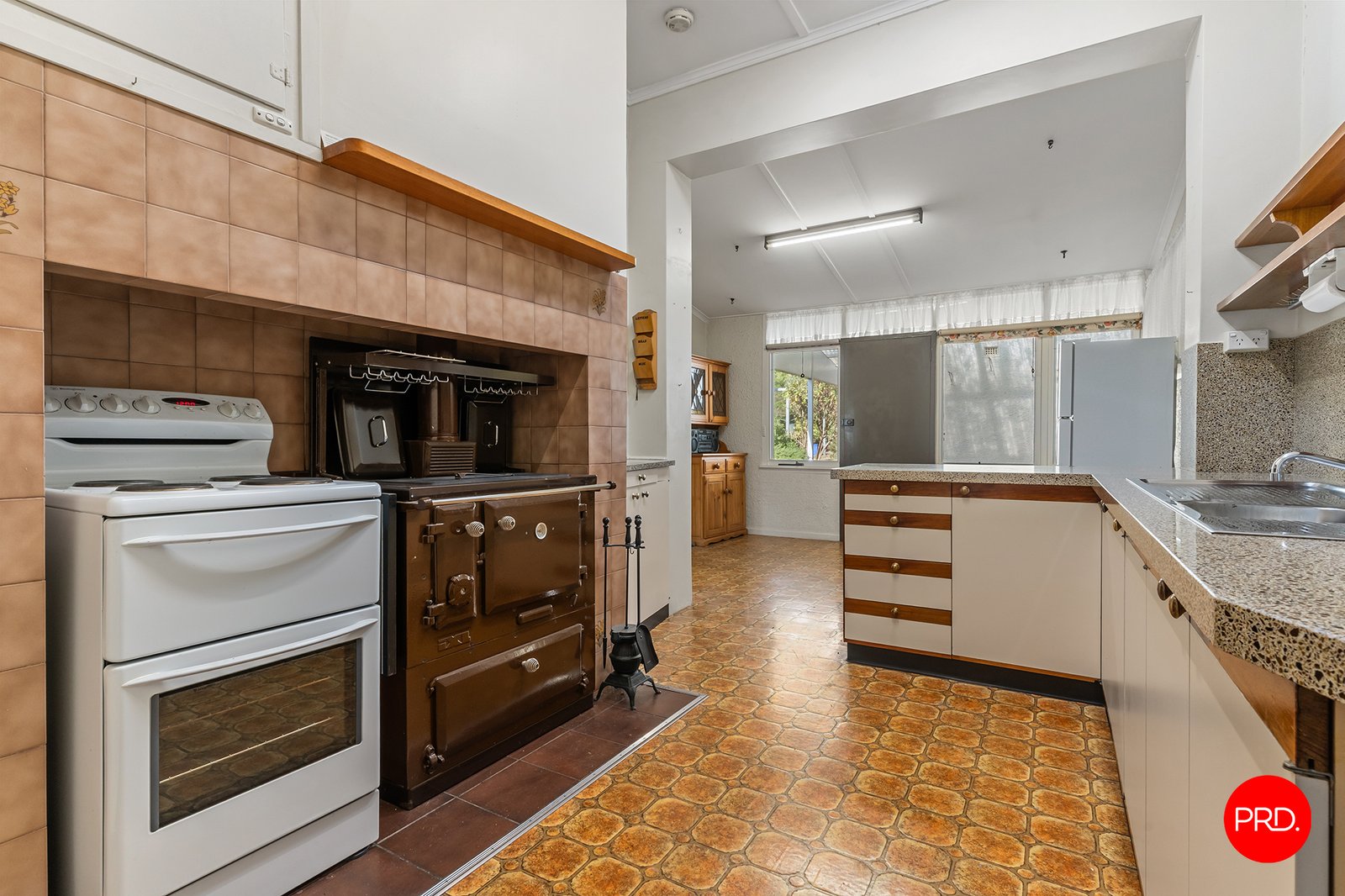 21 Johnstone Street CASTLEMAINE 6