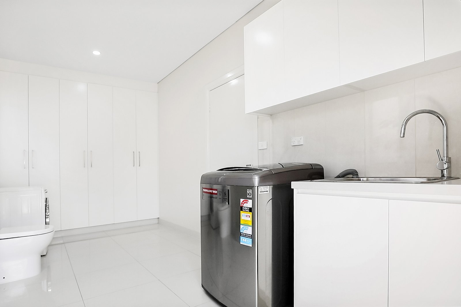 21 Kale Road SPRING FARM 10