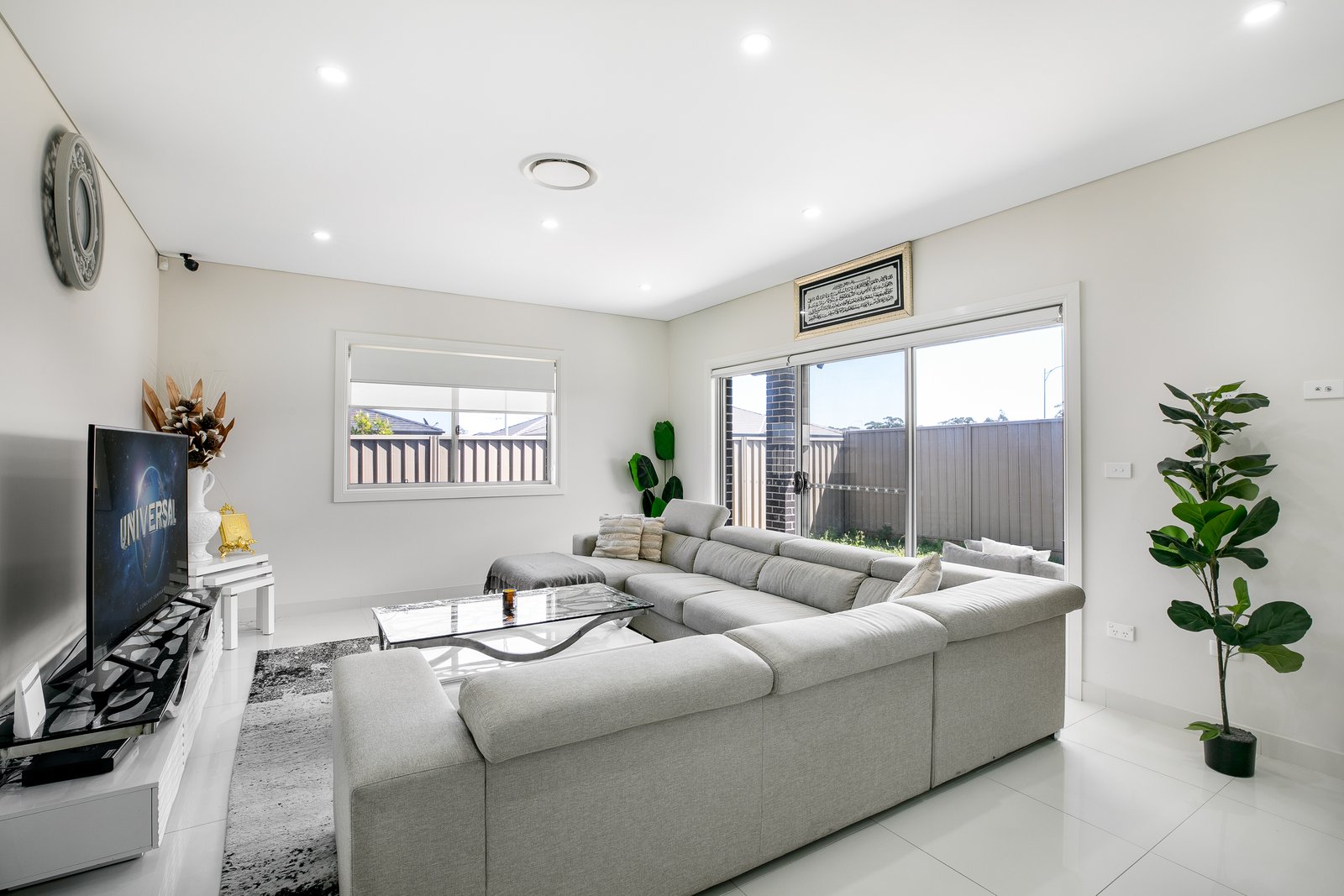 21 Kale Road SPRING FARM 11