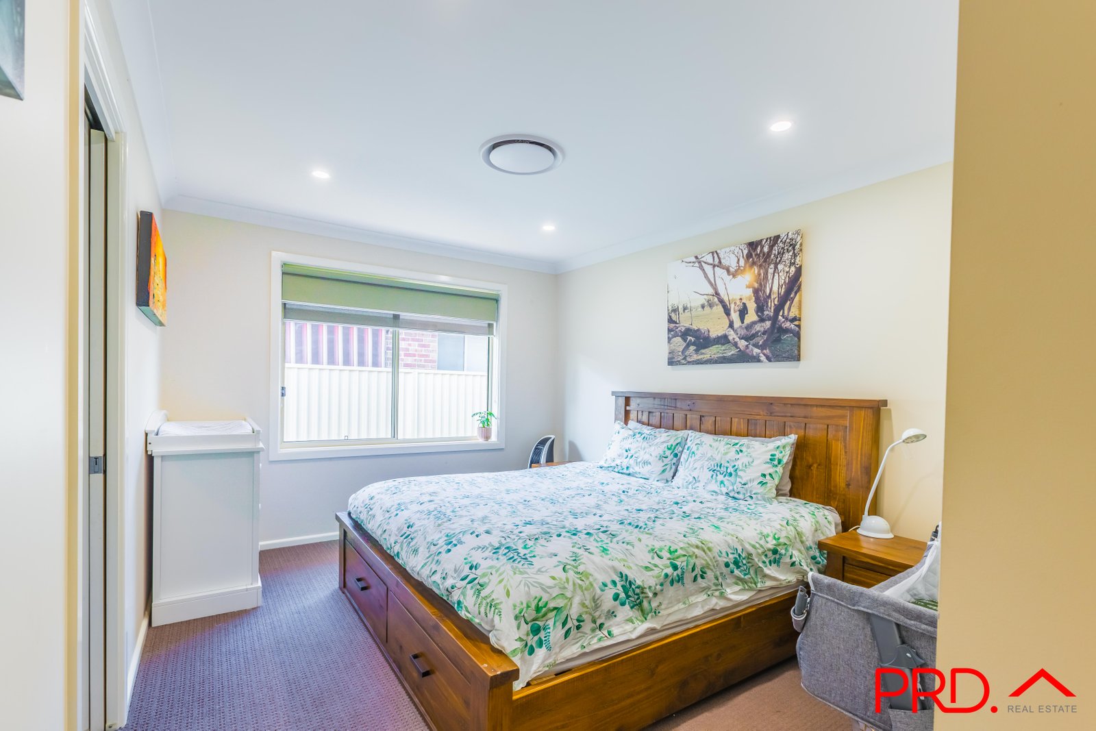 21 Karenvar Avenue TAMWORTH 11