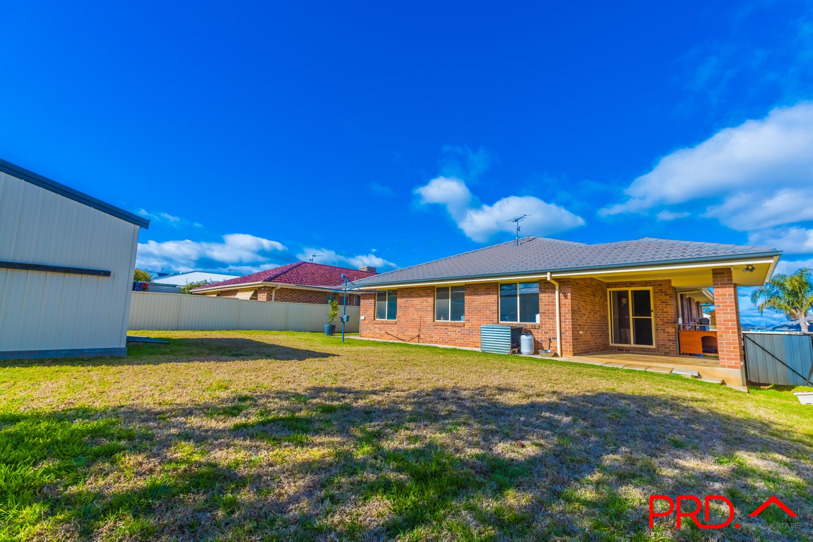 21 Karenvar Avenue TAMWORTH 19