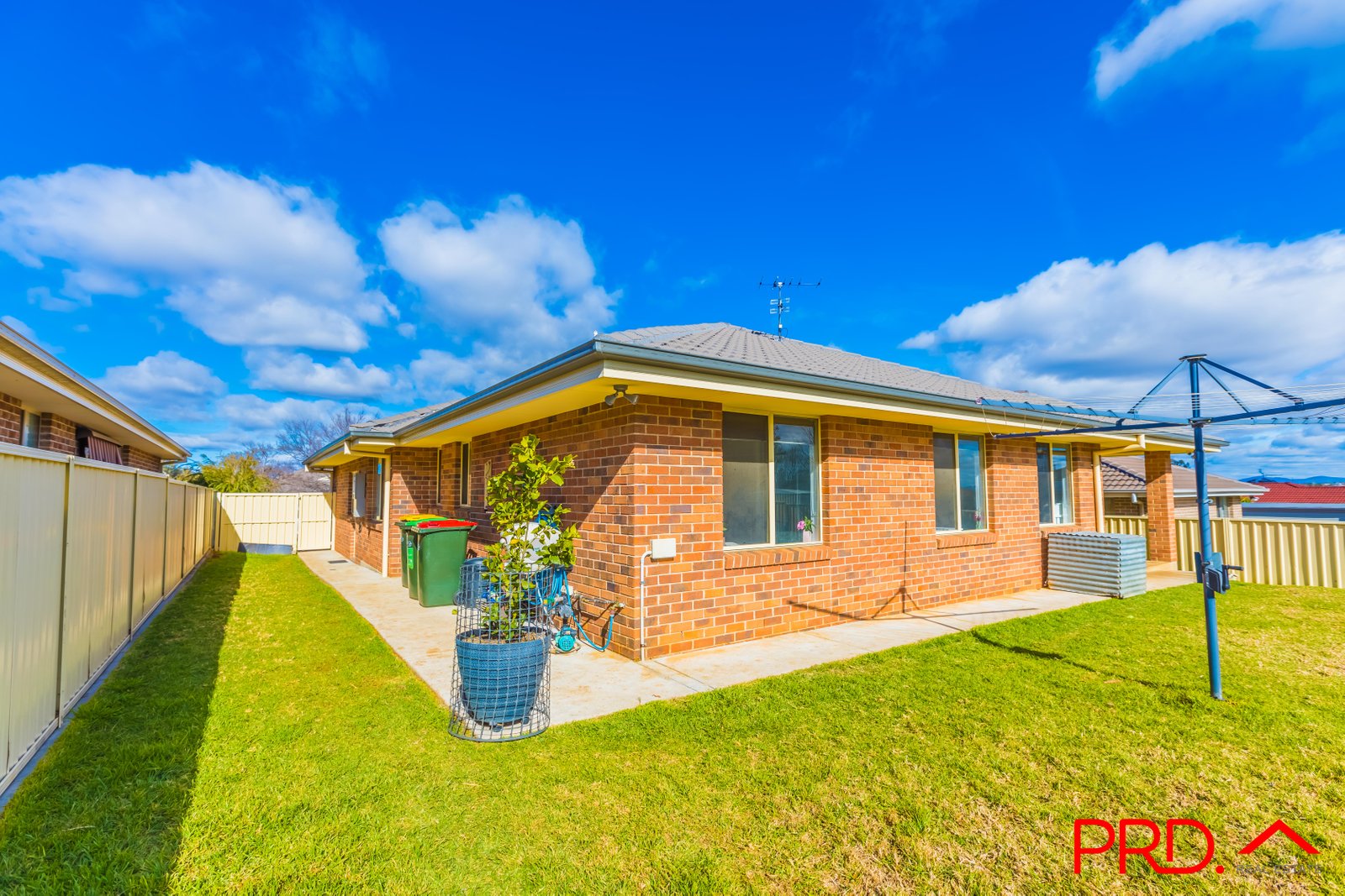 21 Karenvar Avenue TAMWORTH 20