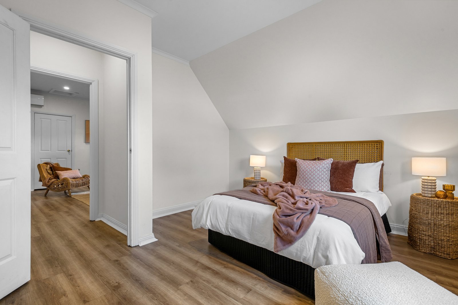 Real Estate and Property in 21 Kathryn Crescent, Woodend, VIC