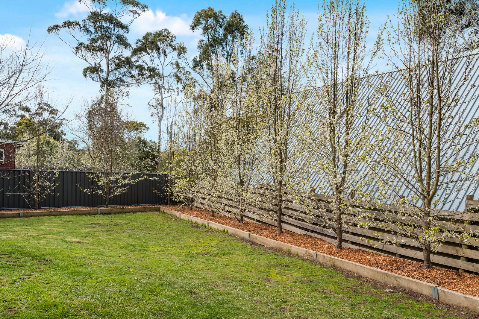 Real Estate and Property in 21 Kathryn Crescent, Woodend, VIC