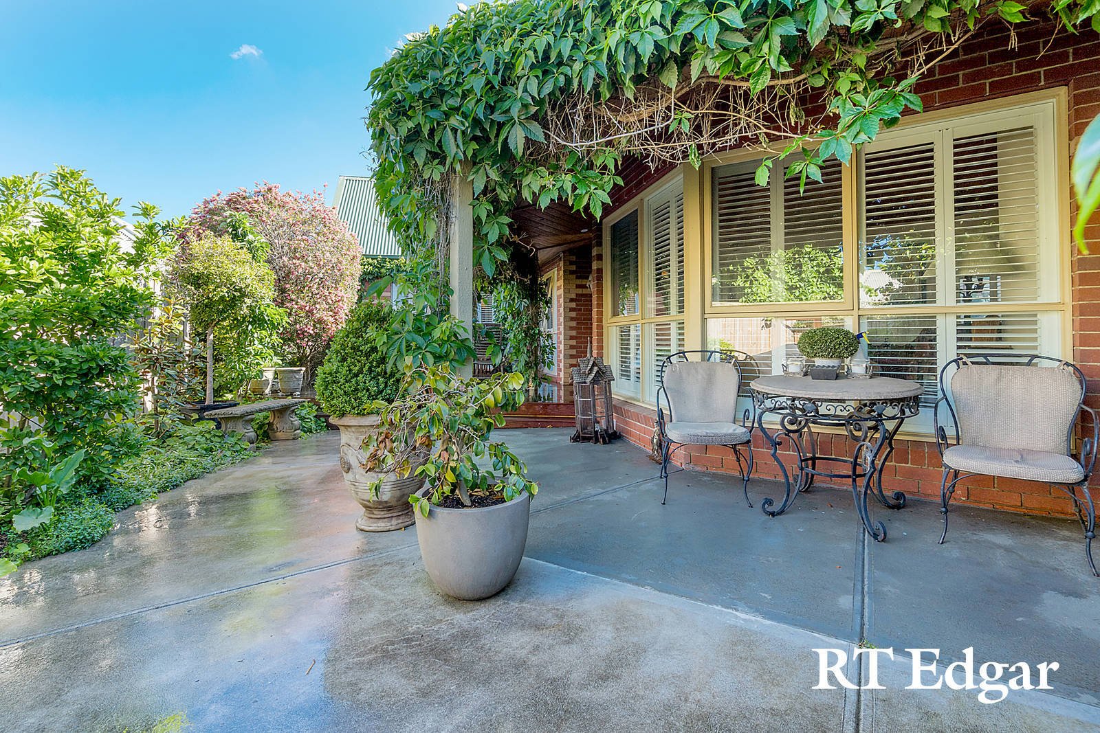 Real Estate and Property in 2/1 Keily Road, Gisborne, VIC