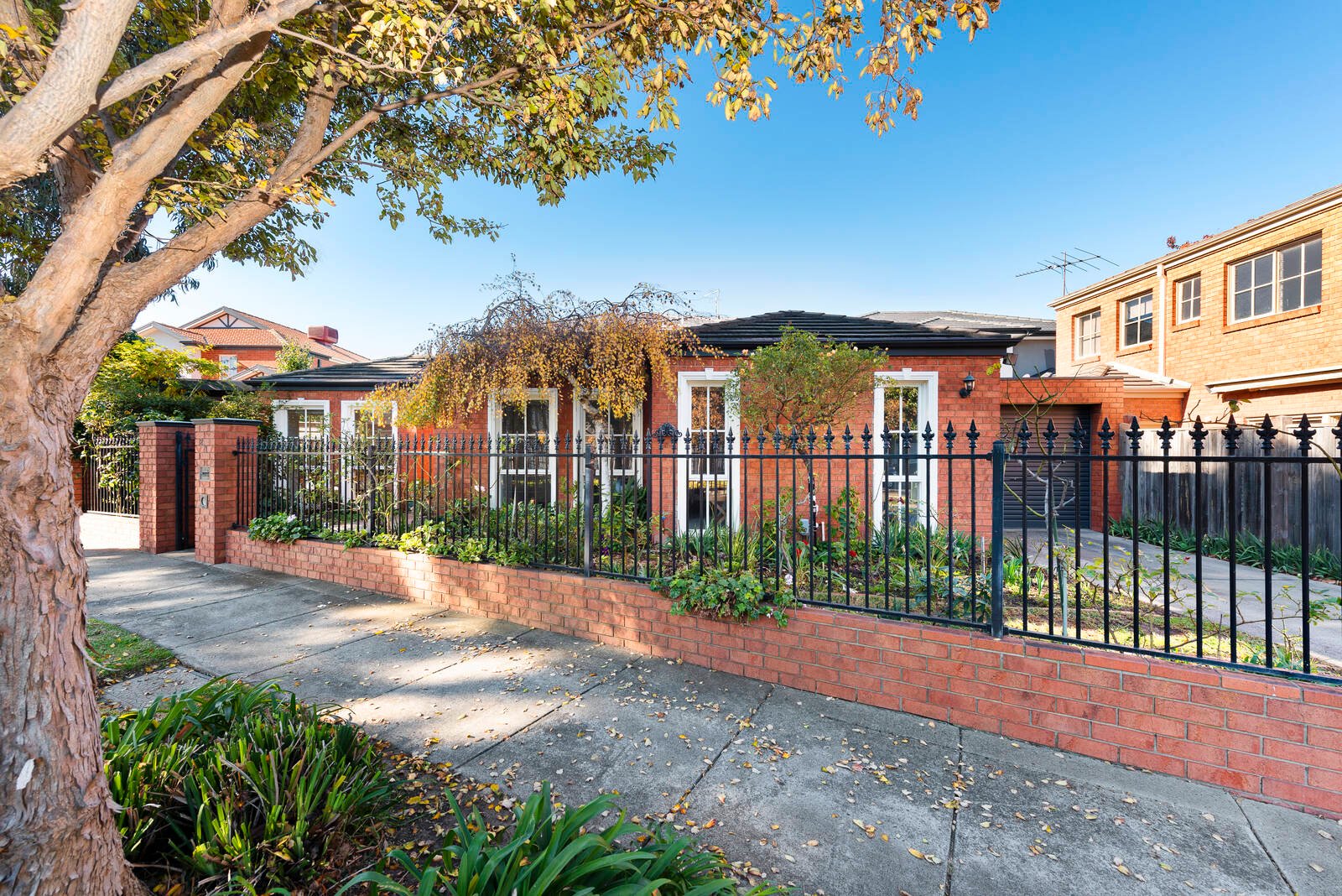 Real Estate and Property in 2/1 Kelly Avenue, Hampton East, VIC