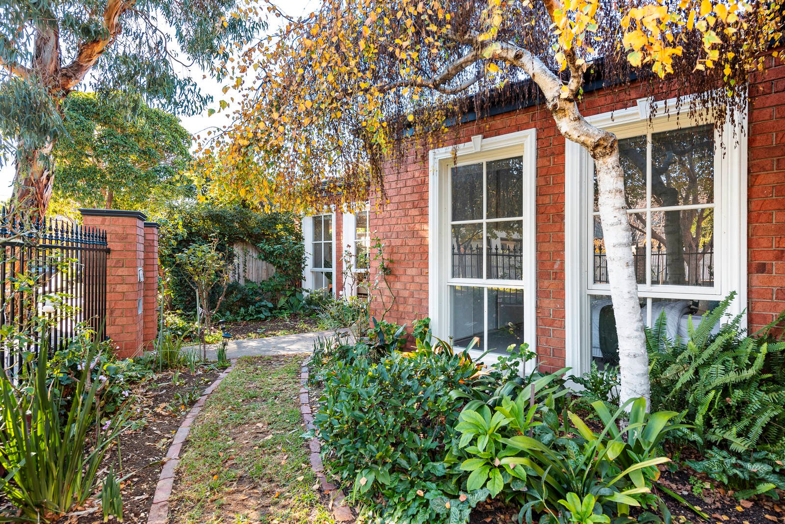 Real Estate and Property in 2/1 Kelly Avenue, Hampton East, VIC