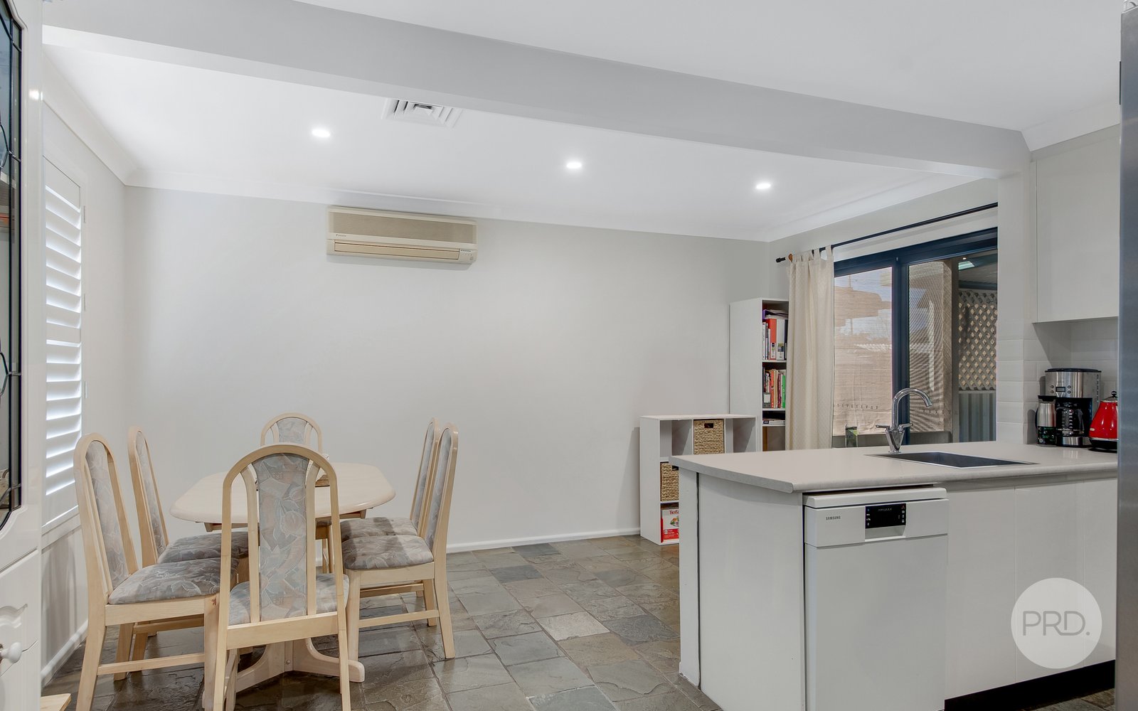 21 Kendall St  FAIRFIELD WEST 5