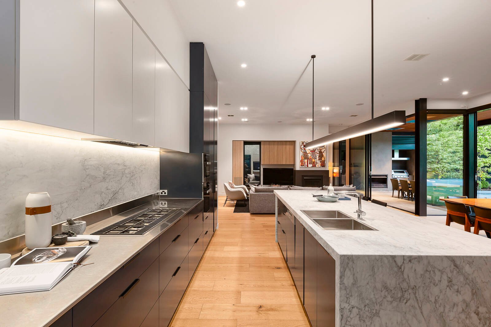 Real Estate and Property in 21 Kerferd Street, Malvern East, VIC