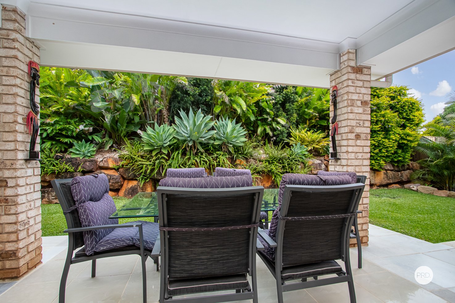 21 KESWICK Place REDLAND BAY 2