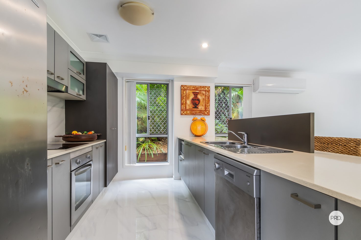 21 KESWICK Place REDLAND BAY 4