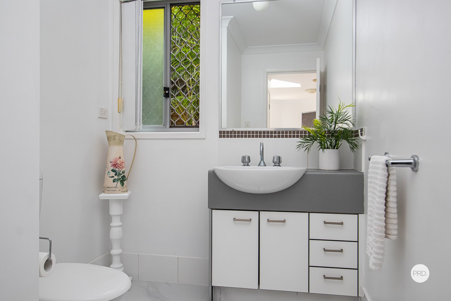 21 KESWICK Place REDLAND BAY 22