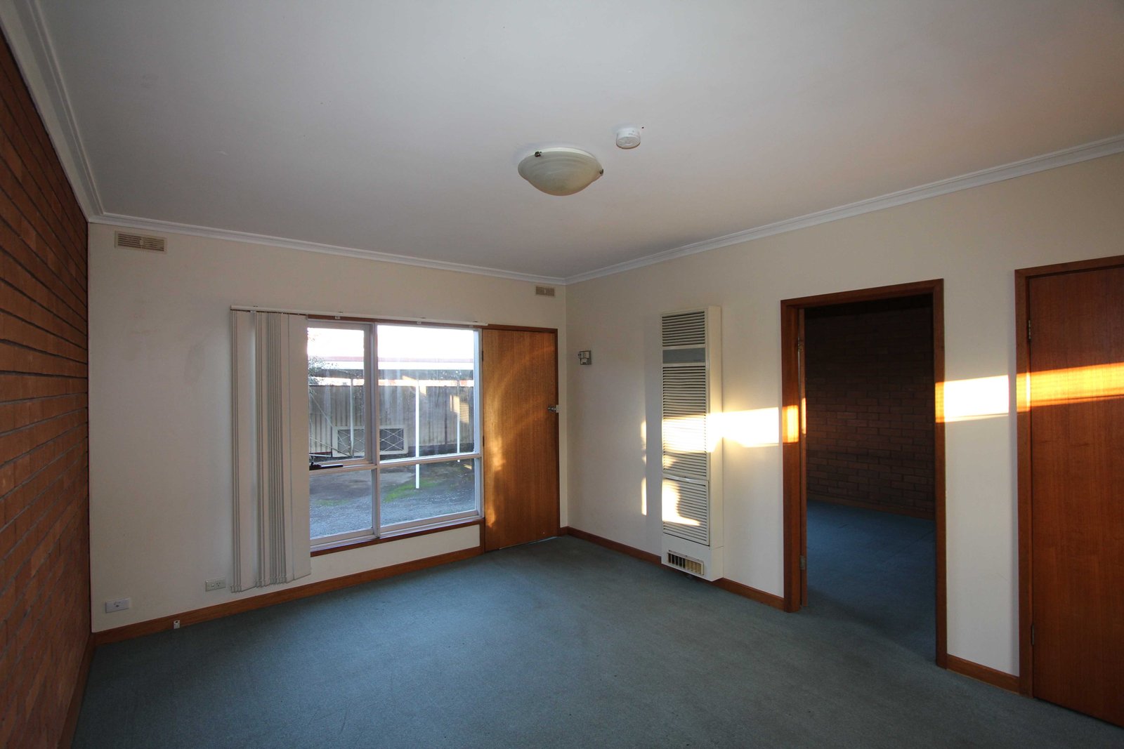 Gallery: 2/1 Kinnane Court