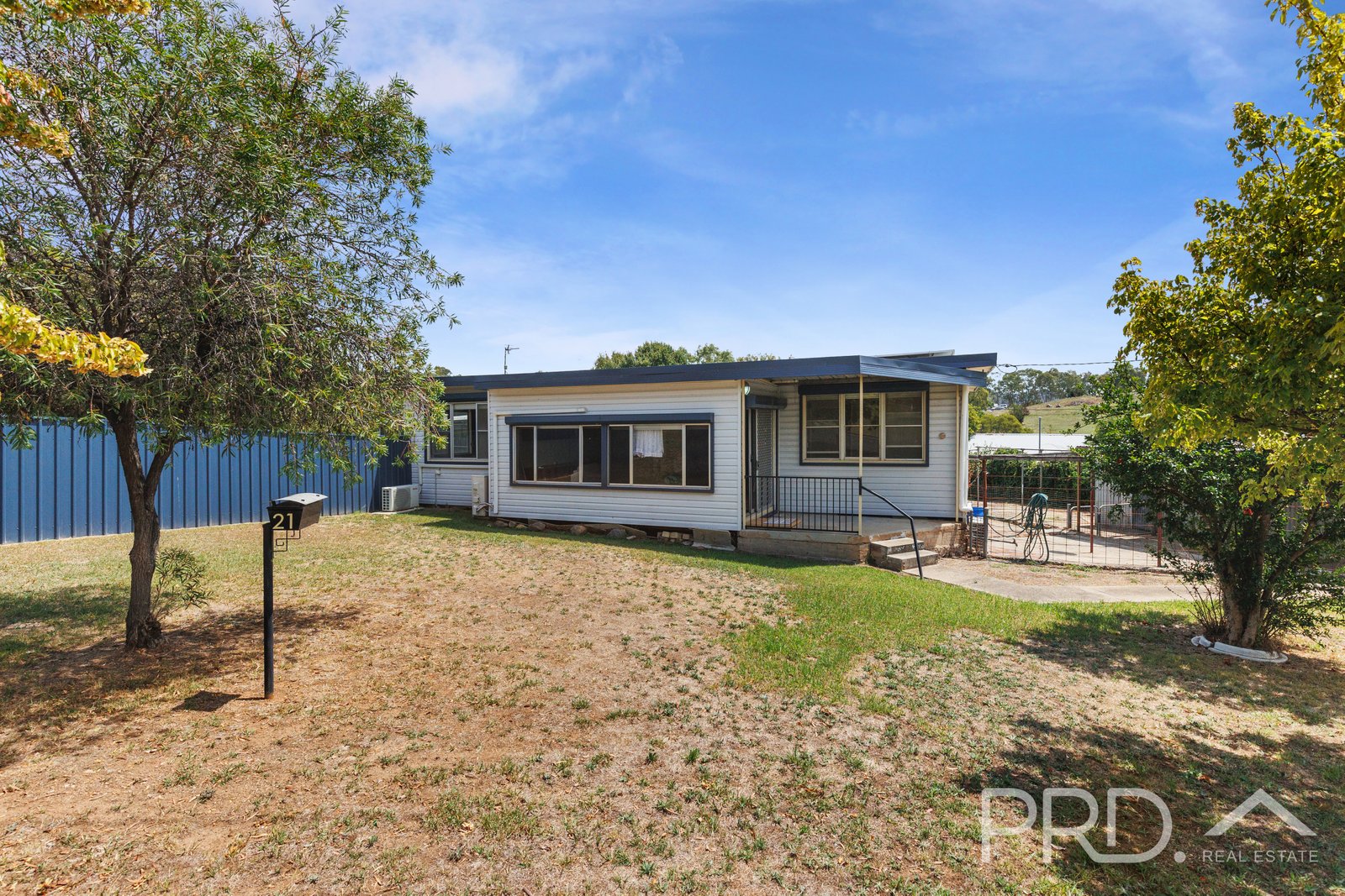 21 Kinred Street TUMUT 13