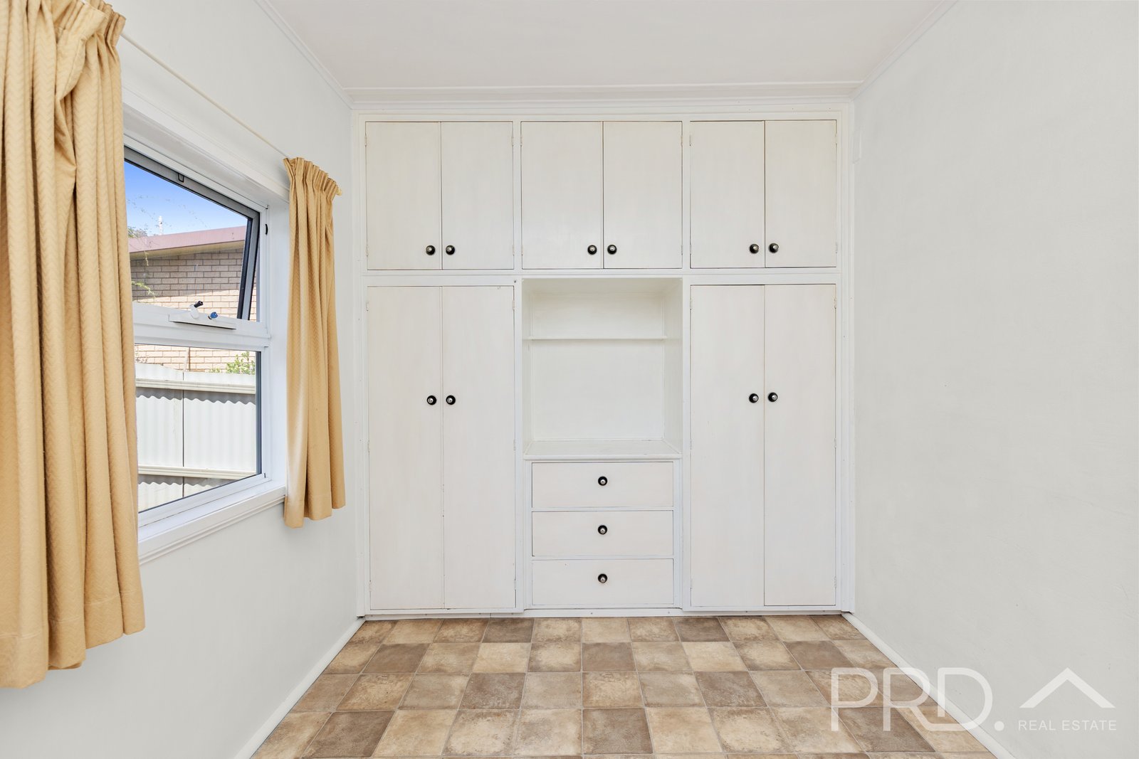 21 Kurrajong Avenue BATLOW 8