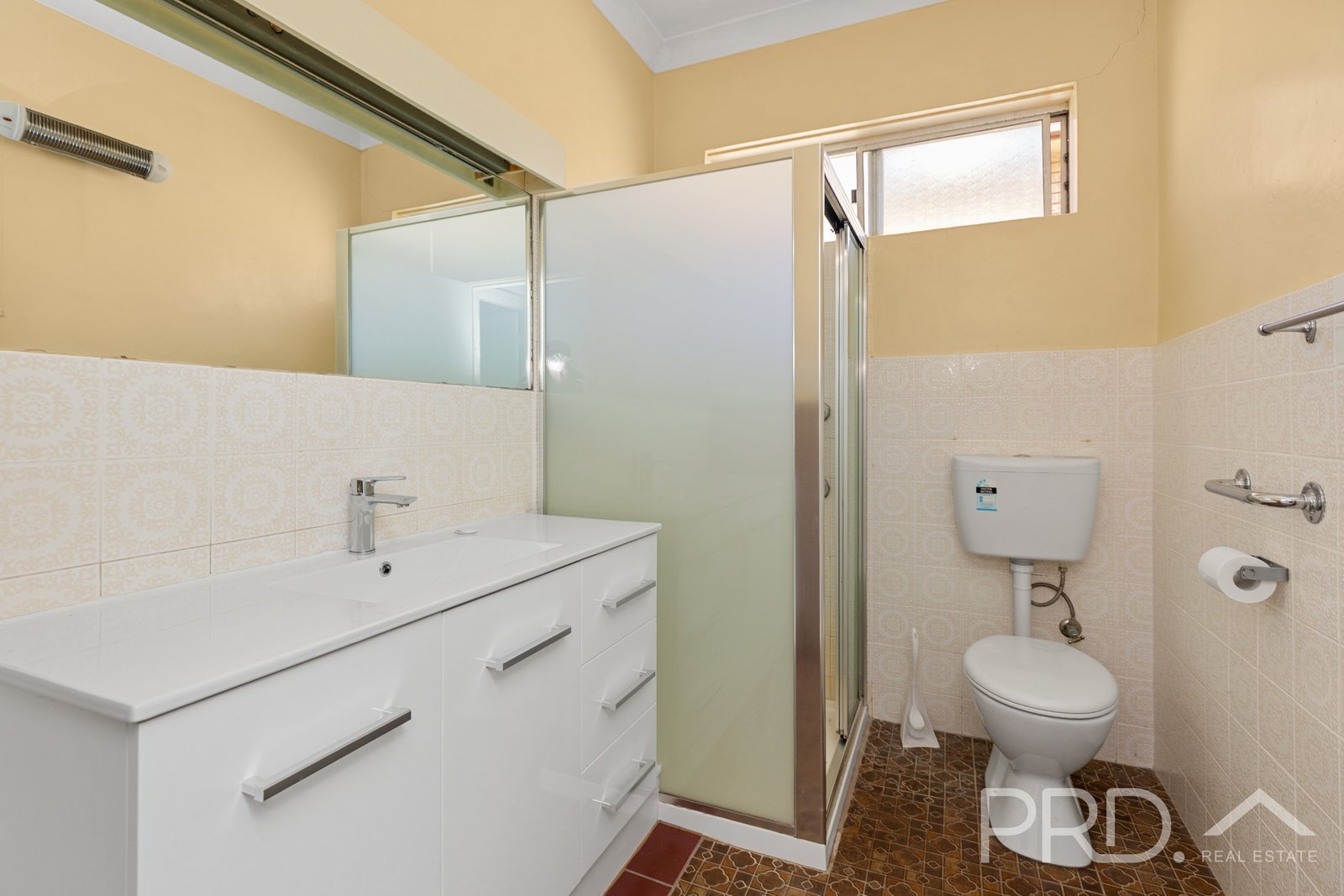 21 Kurrajong Avenue BATLOW 8