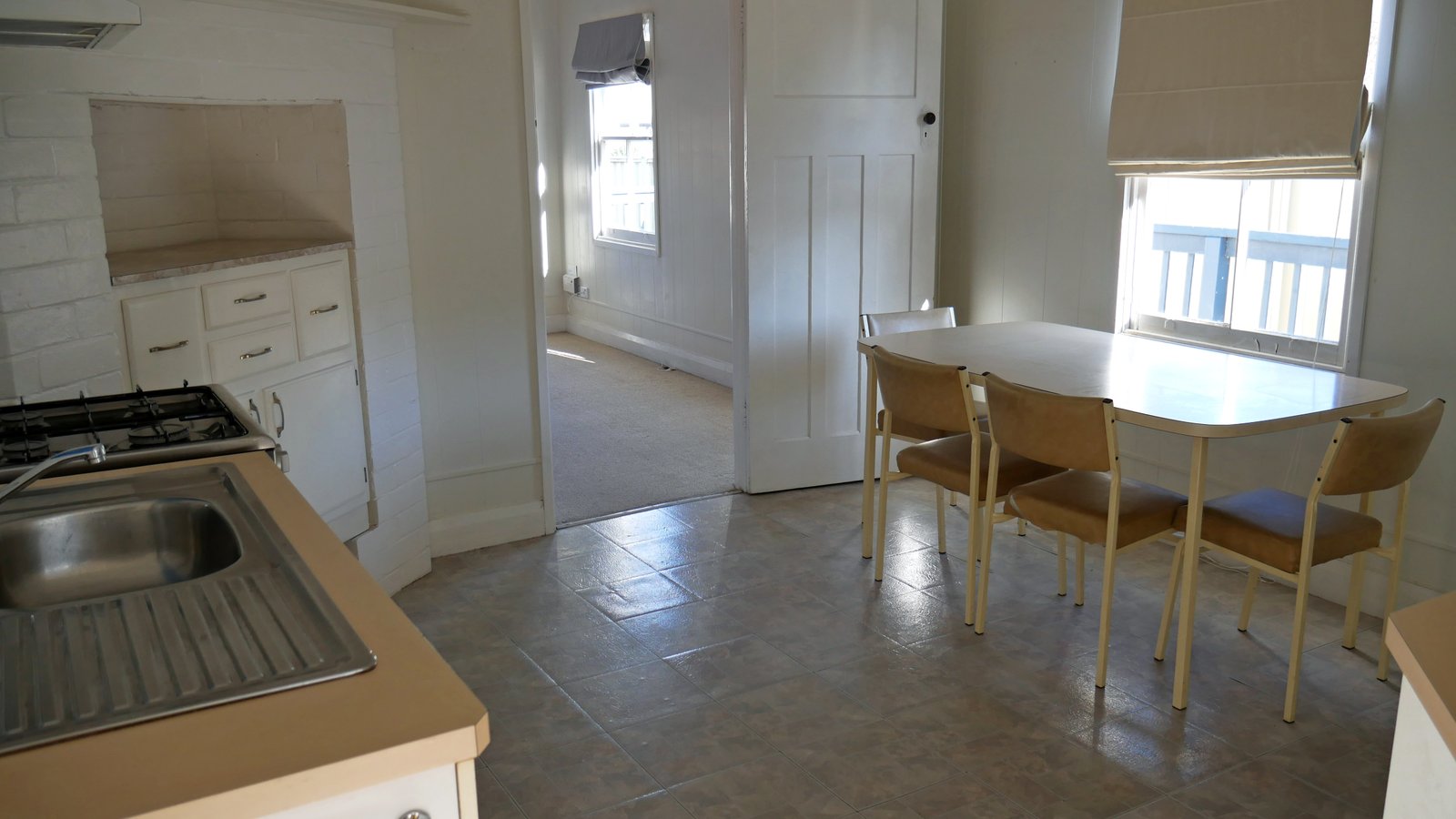 21 Kurrajong Street CAPTAINS FLAT 5