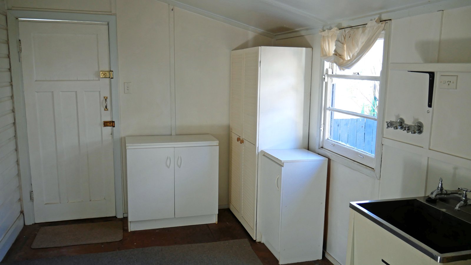 21 Kurrajong Street CAPTAINS FLAT 13
