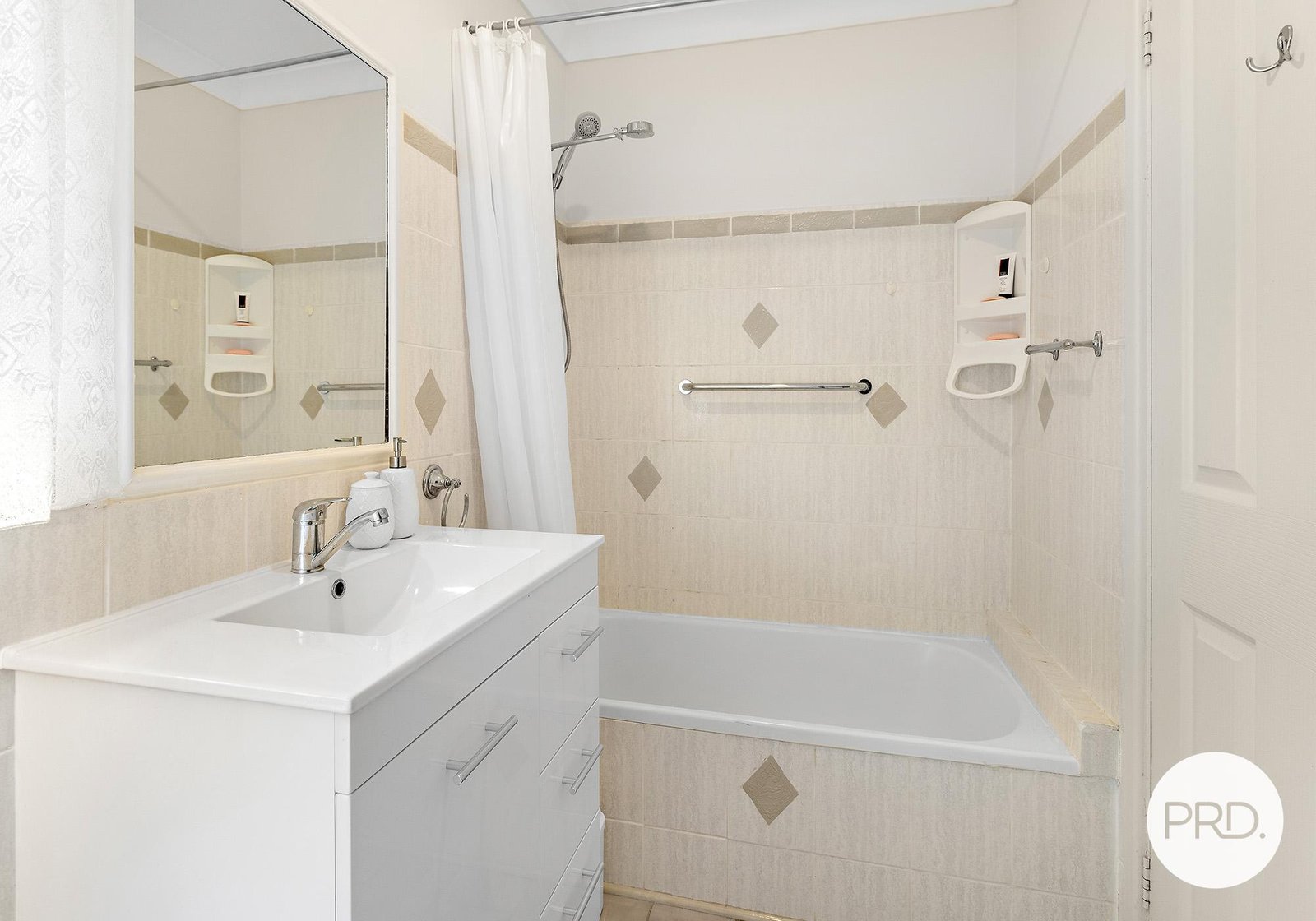 21 Kurrawa Crescent KOONAWARRA 8