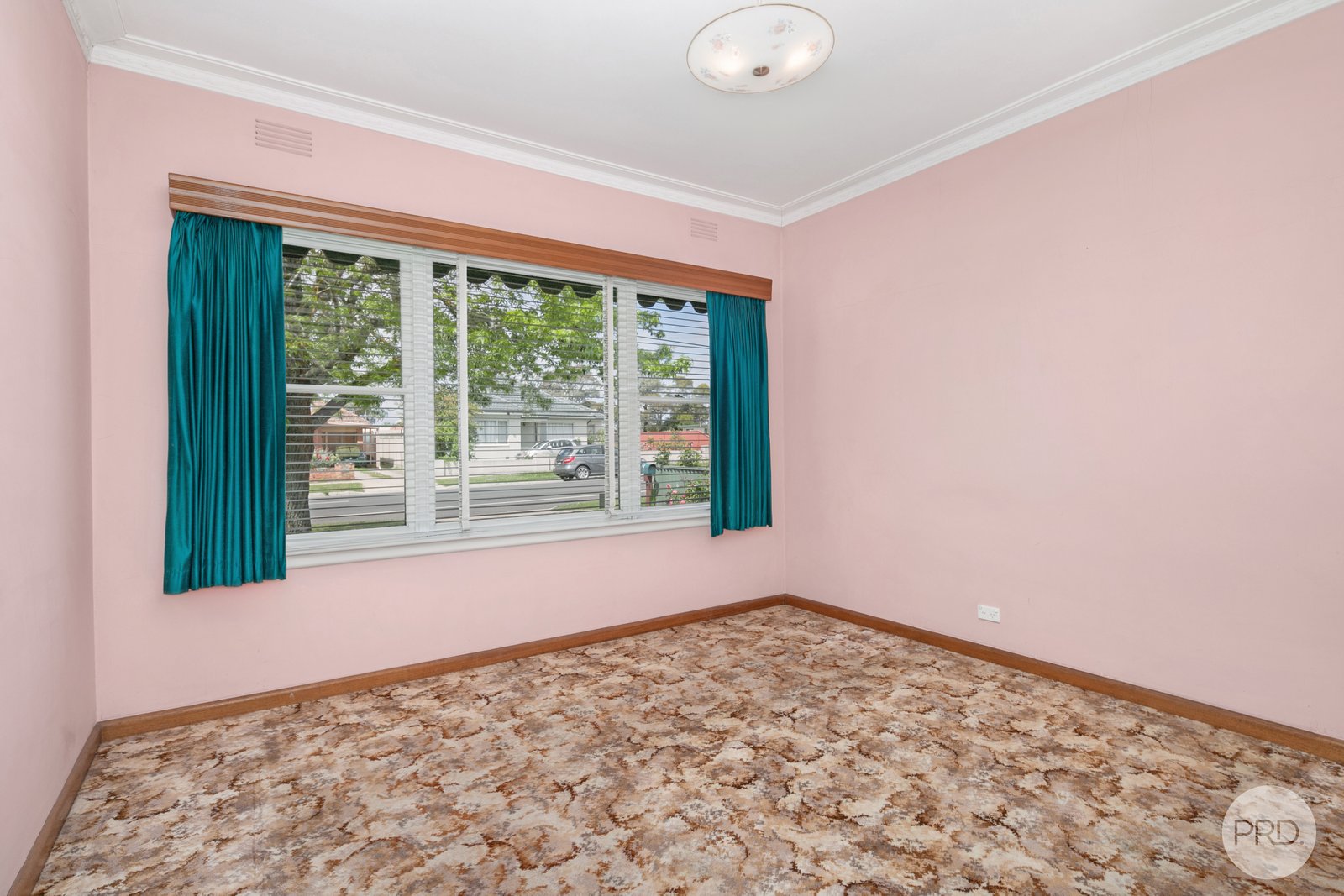 21 Lake Street WENDOUREE 15