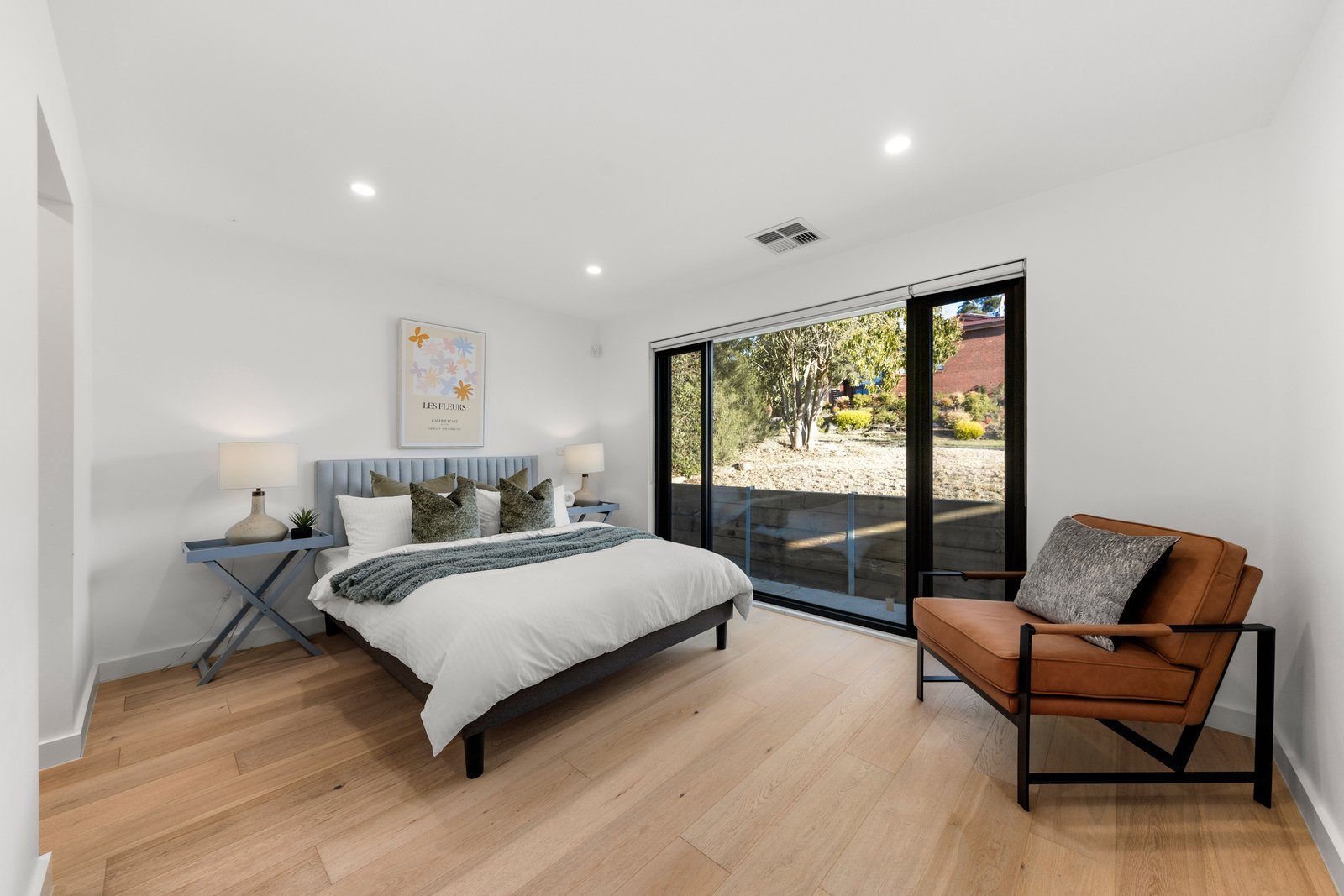 Real Estate and Property in 21 Lambert Place, Doncaster East, VIC