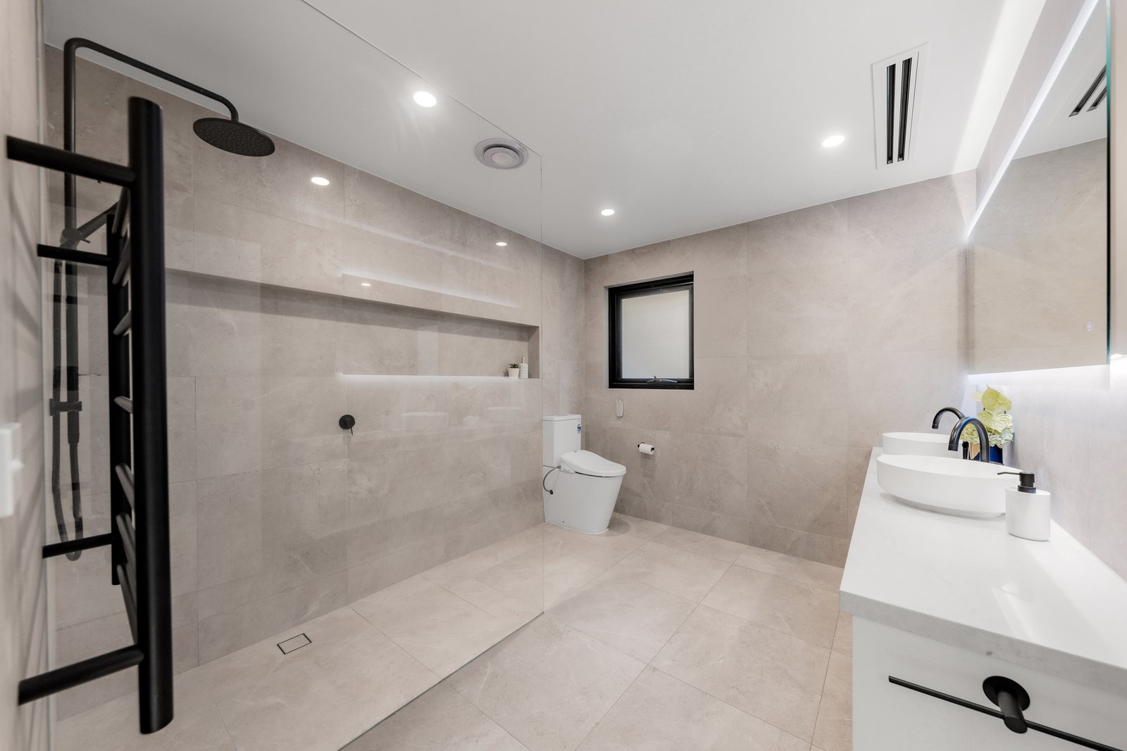 Real Estate and Property in 21 Lambert Place, Doncaster East, VIC