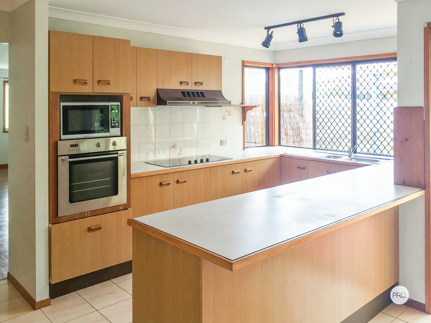 21 LANCEWOOD Street VICTORIA POINT 13