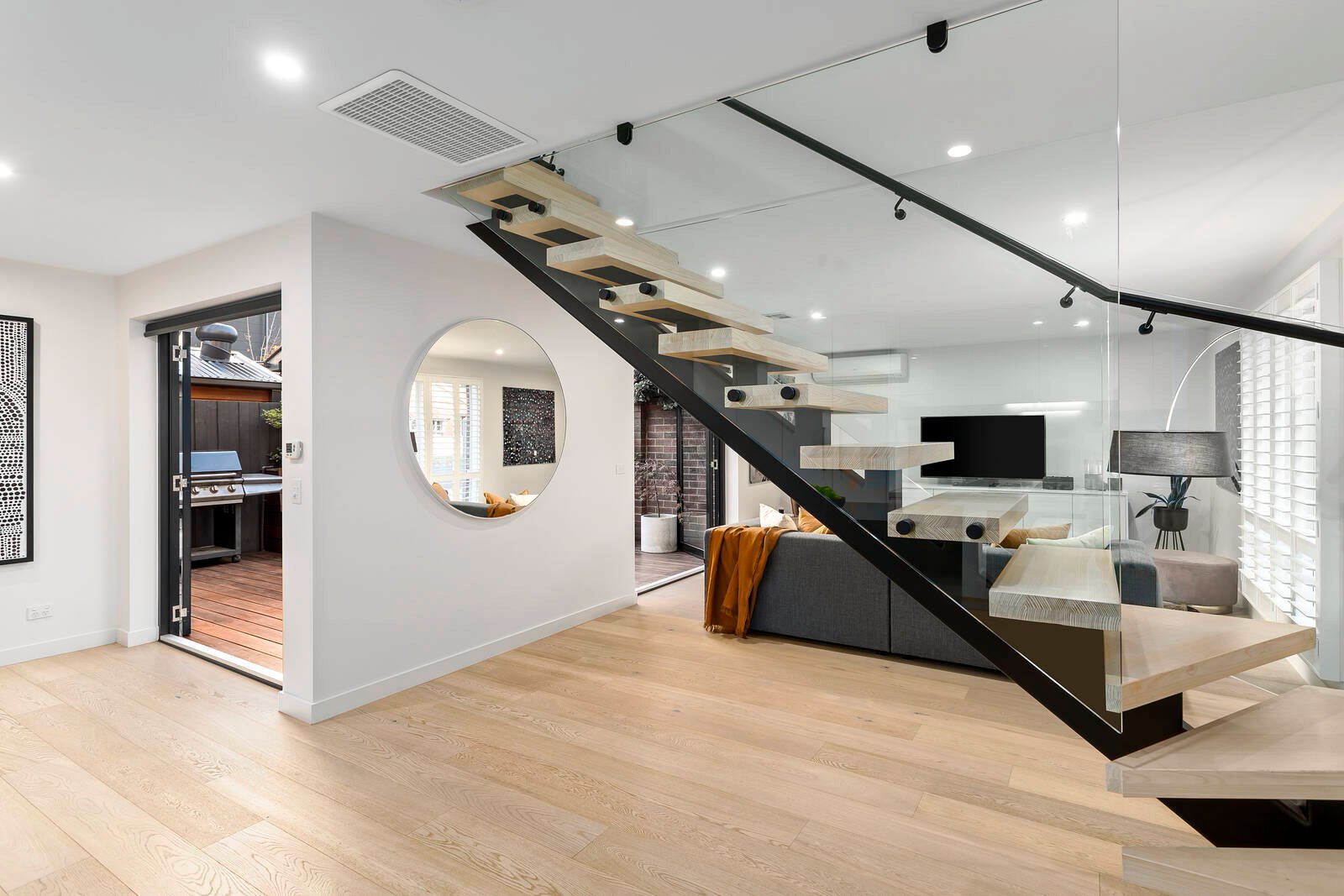 Real Estate and Property in 21 Lantana Road, Gardenvale, VIC