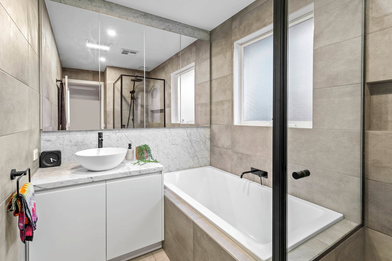 Real Estate and Property in 21 Lantana Road, Gardenvale, VIC