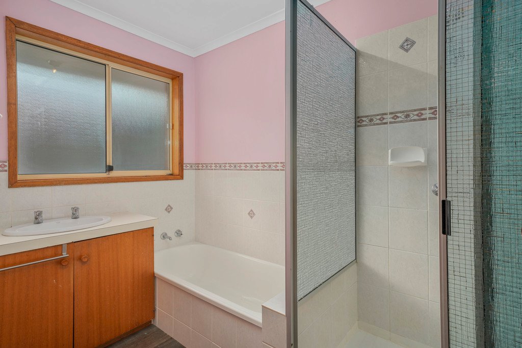 2/1 Ledwell Street LUTANA 7