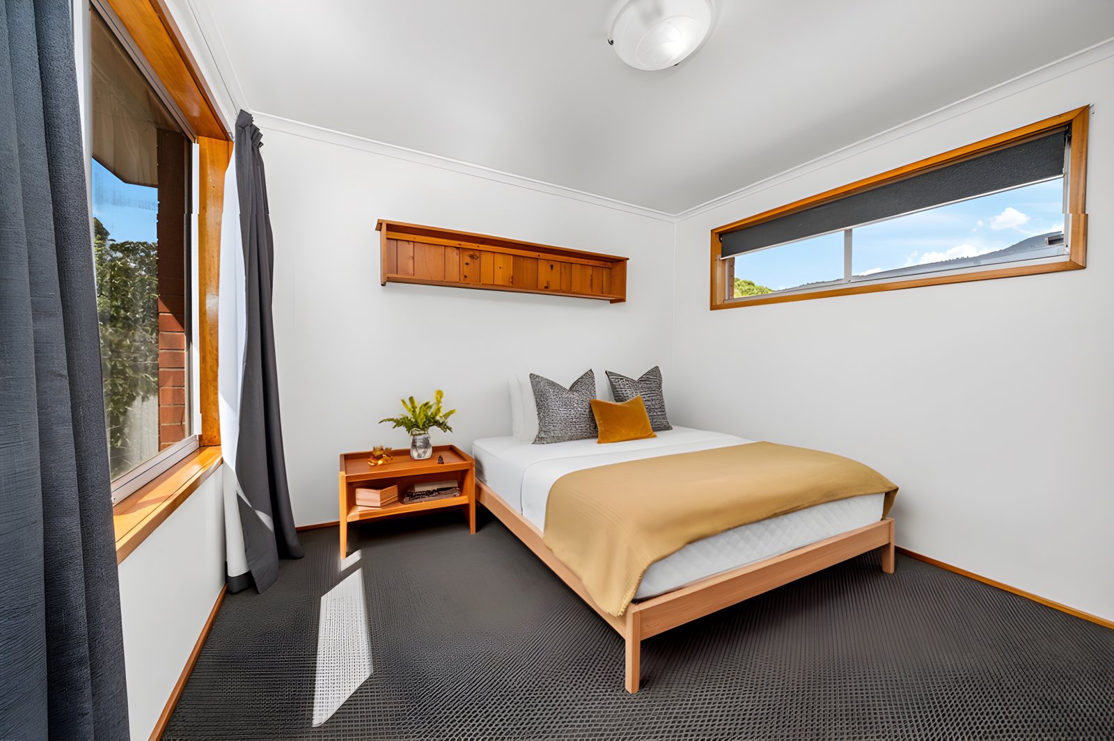 21 Leighland Road CLAREMONT 9