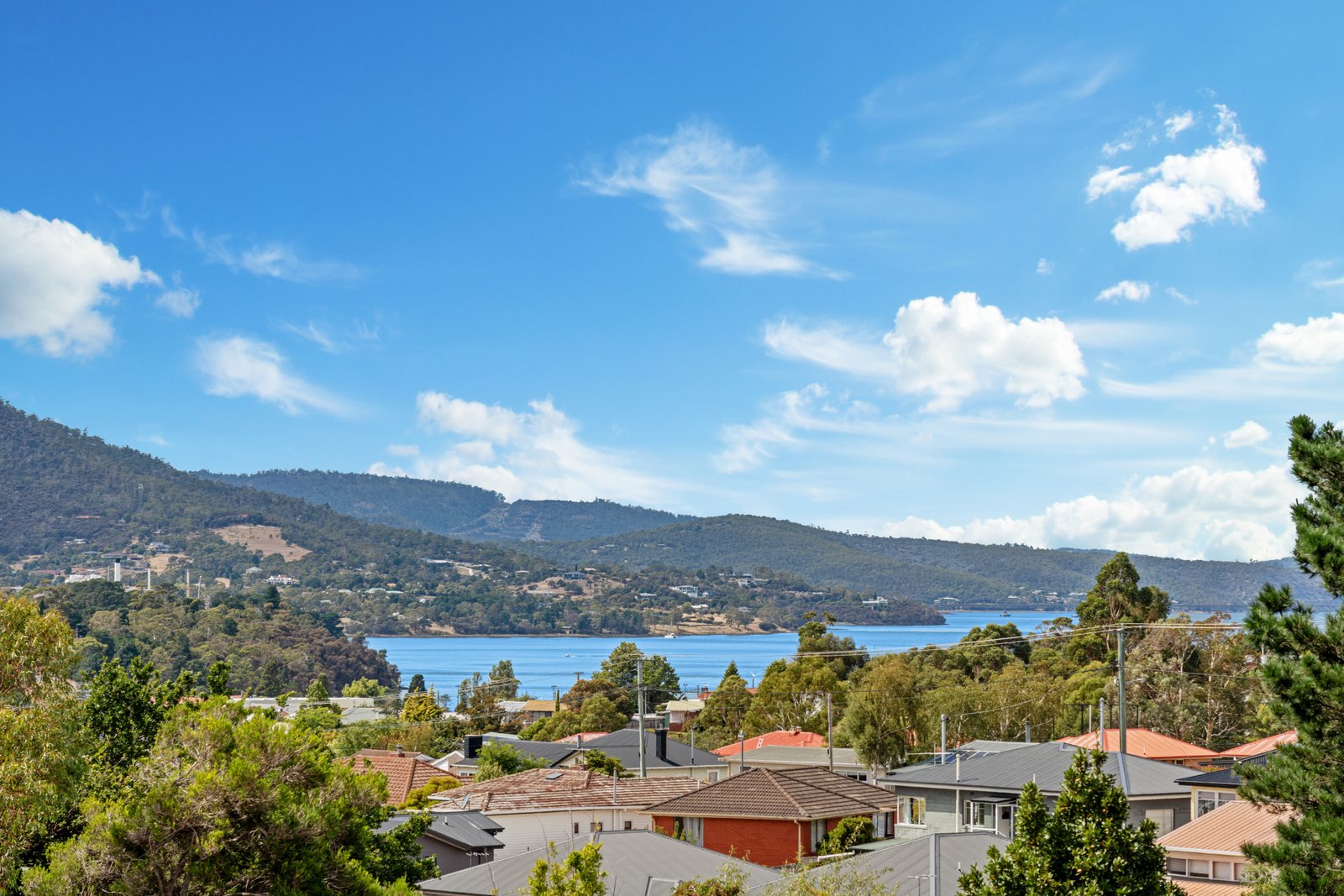 21 Leighland Road CLAREMONT 15