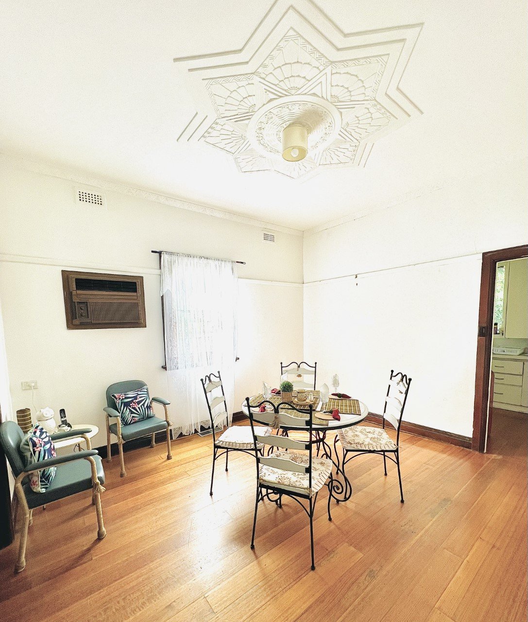 Gallery: 21 Lennox Street