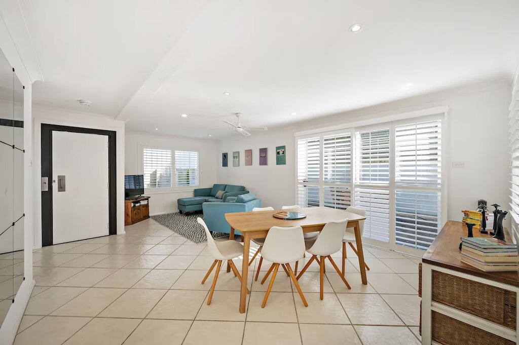 2/1 Lentara Street FINGAL BAY 6