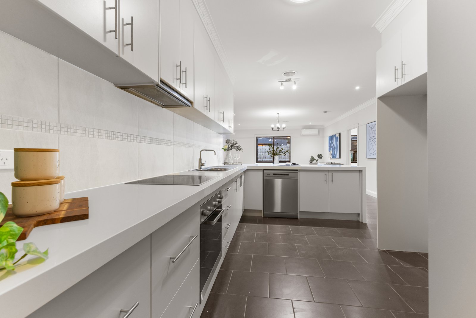 Gallery: 21 Lerina Street