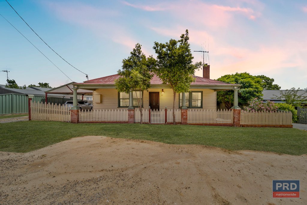 21 Lester Street SAILORS GULLY 2