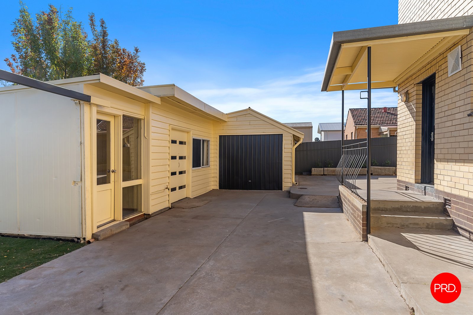21 Ligar St  KENNINGTON 24