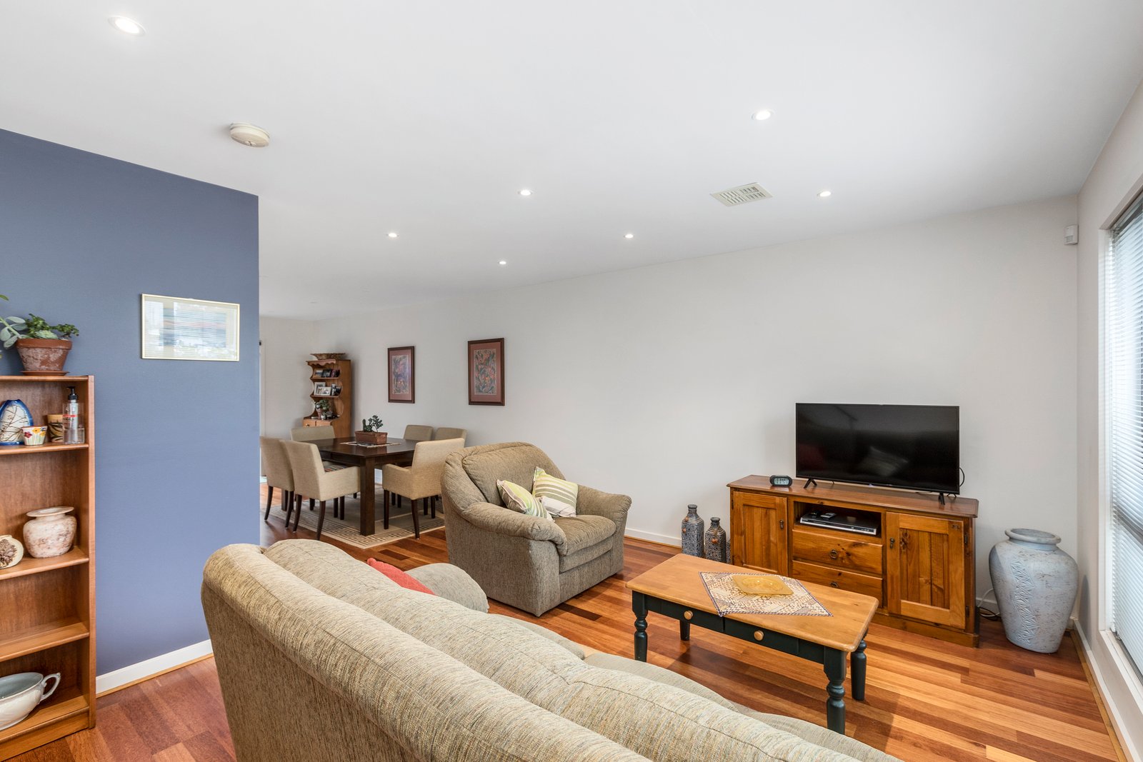 Gallery: 2/1 Lilac Street