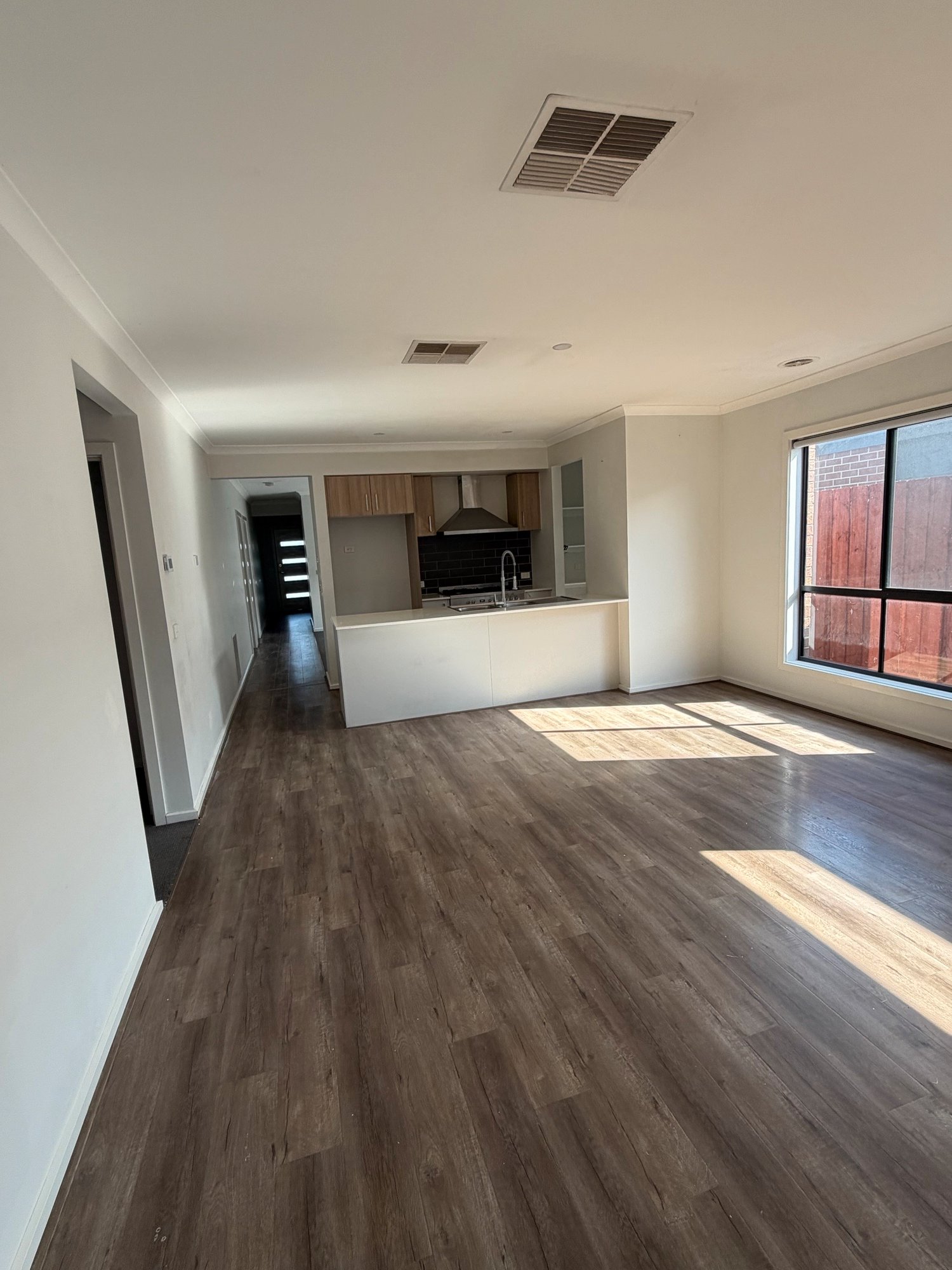 Gallery: 21 Lineal Street