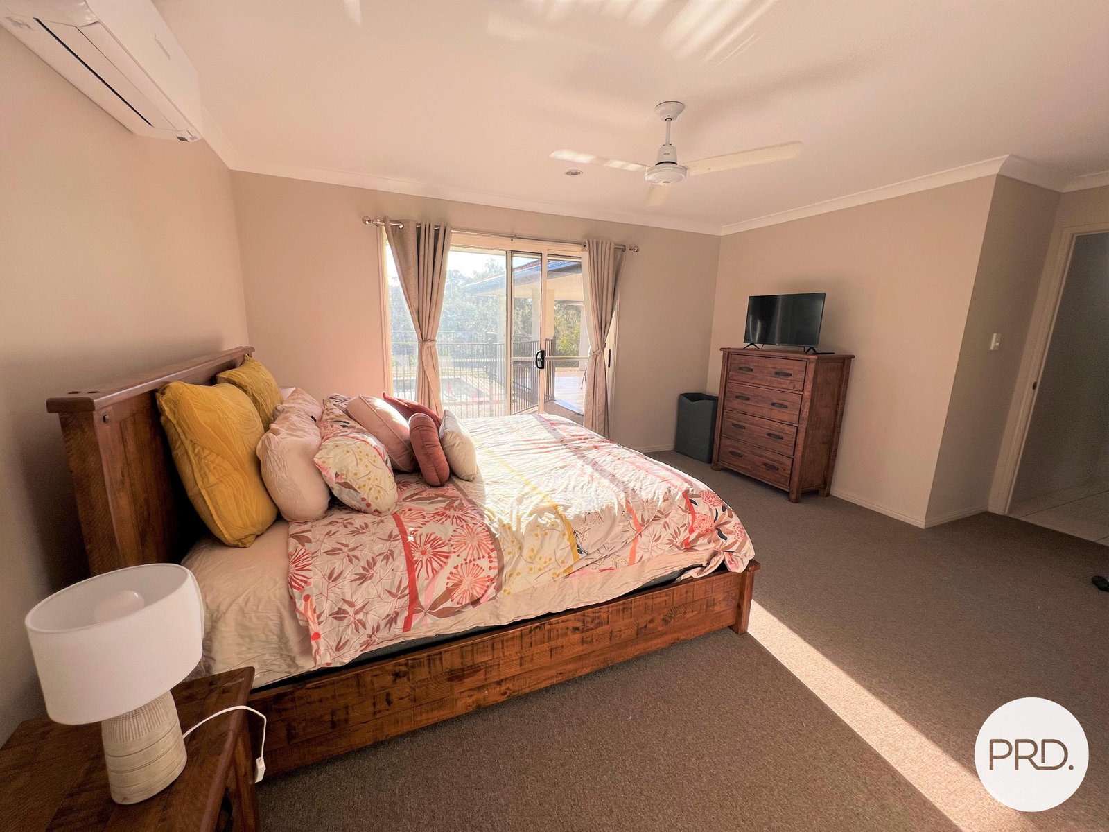 21 Lingwoodock Place GLEN EDEN 11