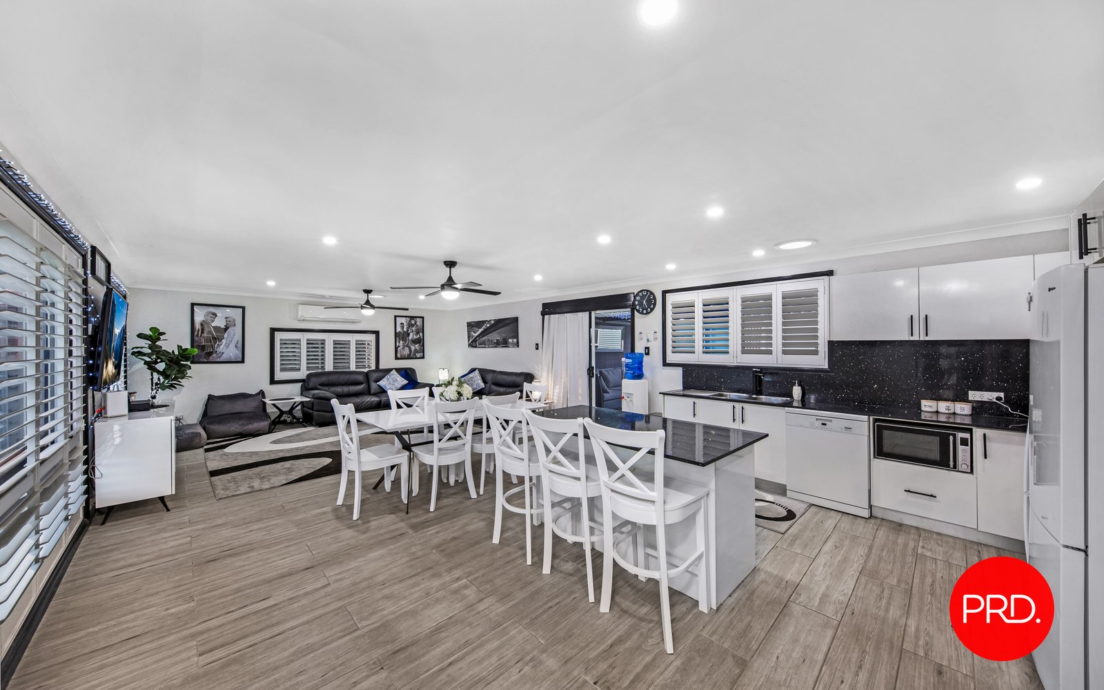 21 Livingstone Avenue INGLEBURN 4