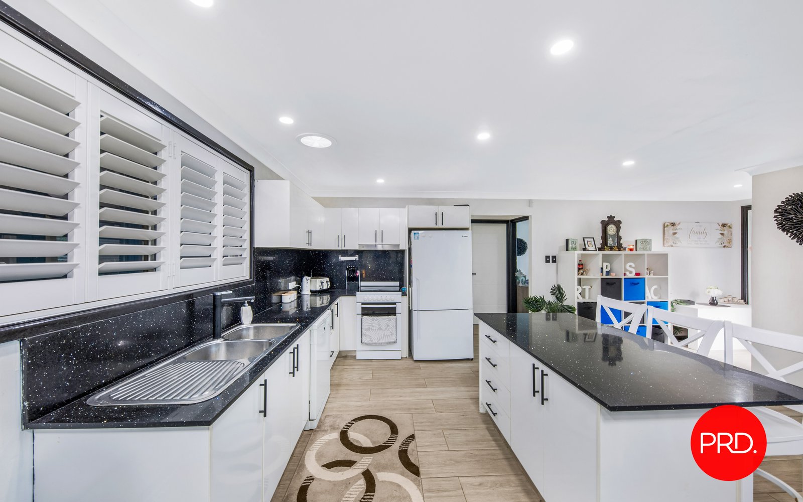 21 Livingstone Avenue INGLEBURN 6