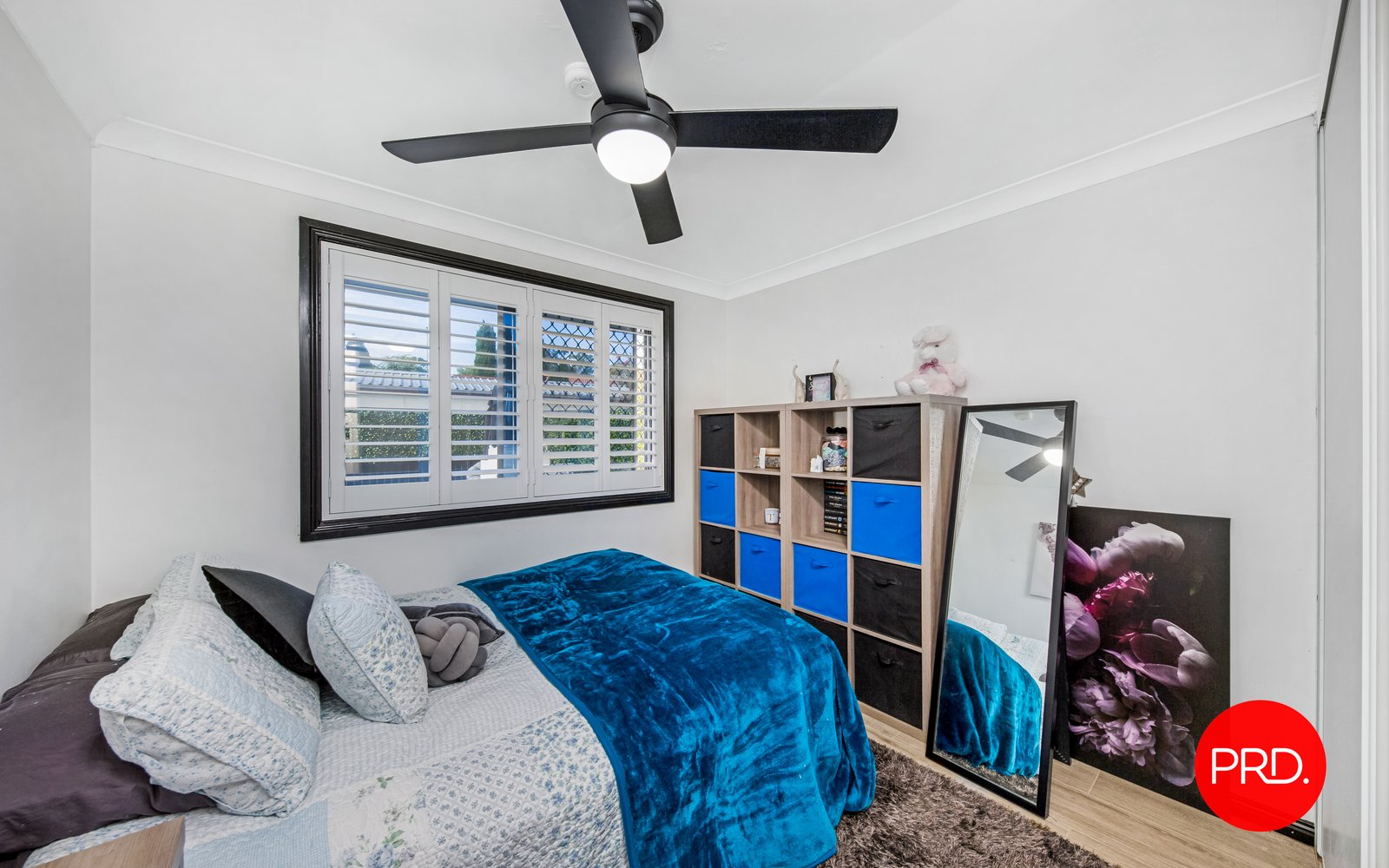 21 Livingstone Avenue INGLEBURN 8