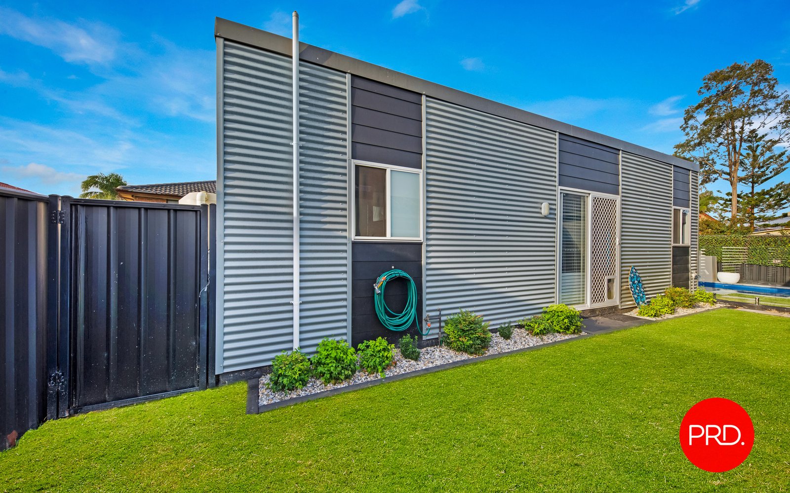 21 Livingstone Avenue INGLEBURN 18