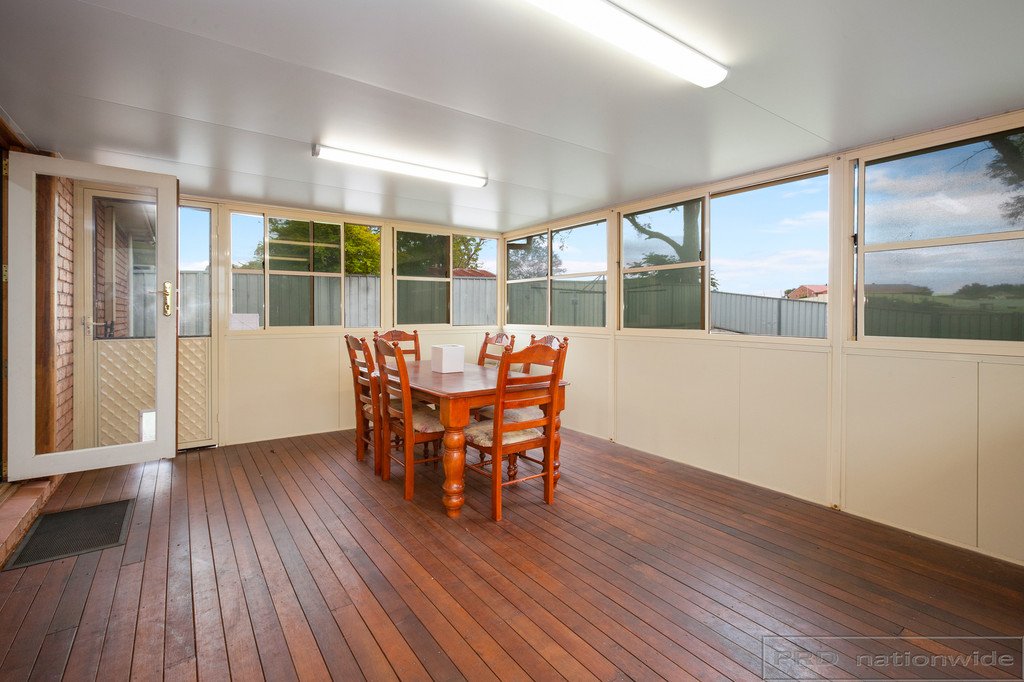 21 Logan Road RUTHERFORD 14