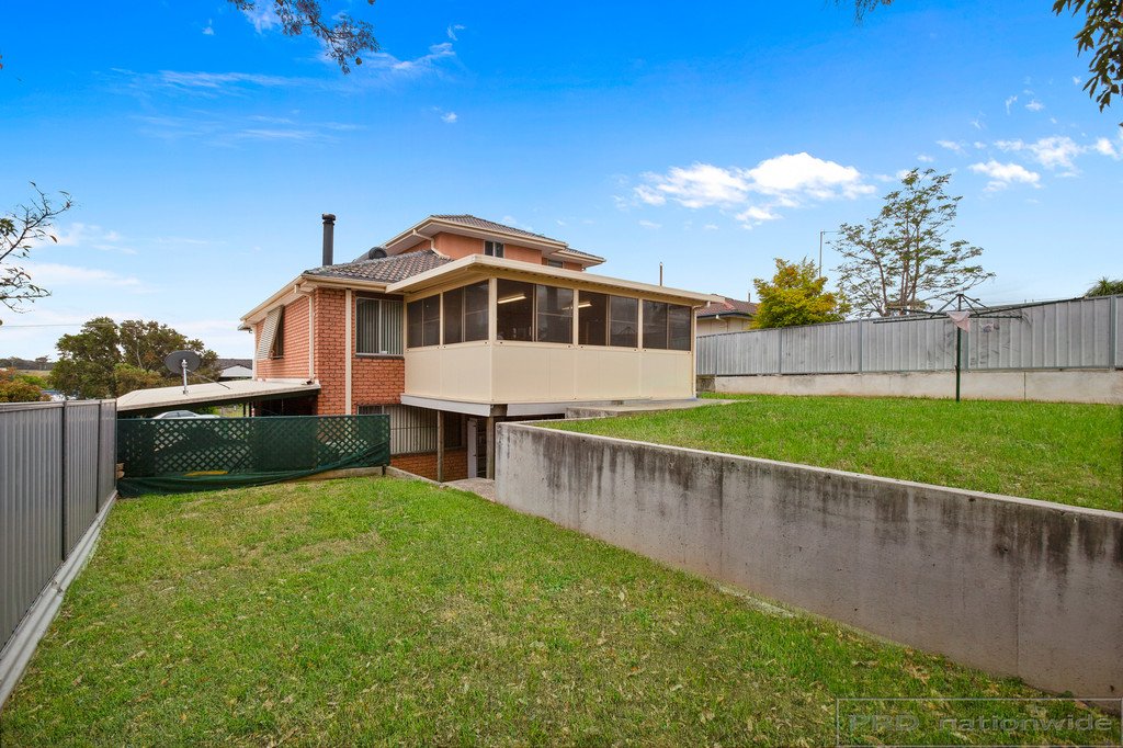 21 Logan Road RUTHERFORD 16