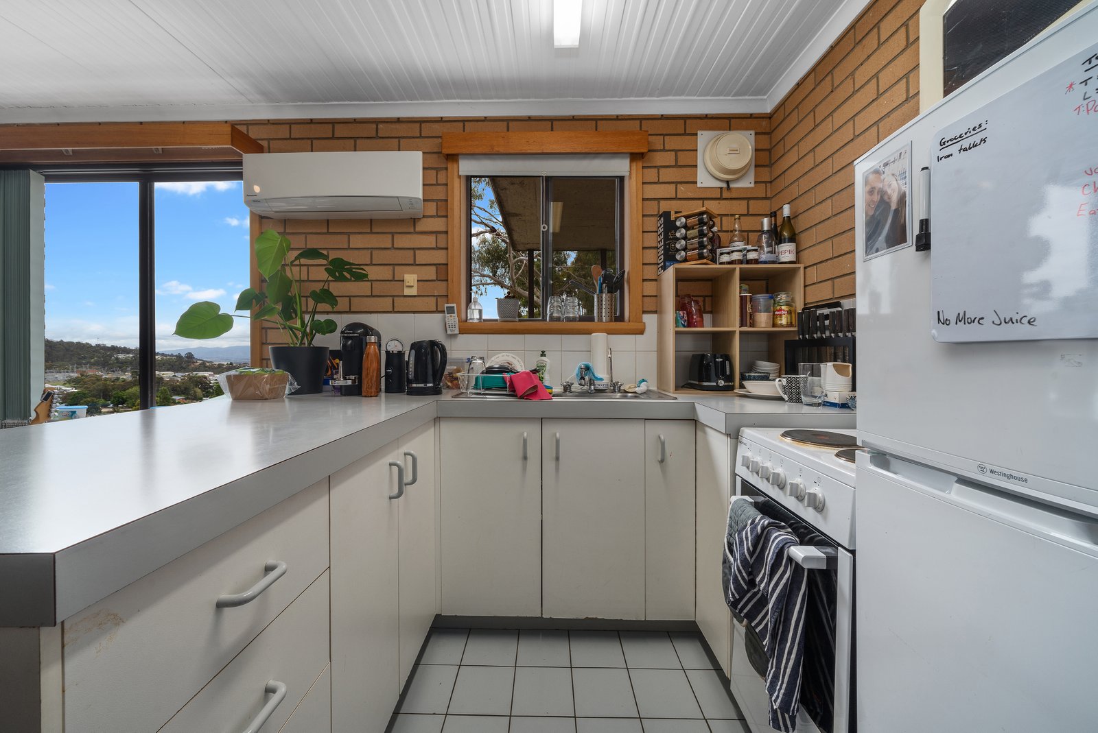 21 Longley Court GLENORCHY 19