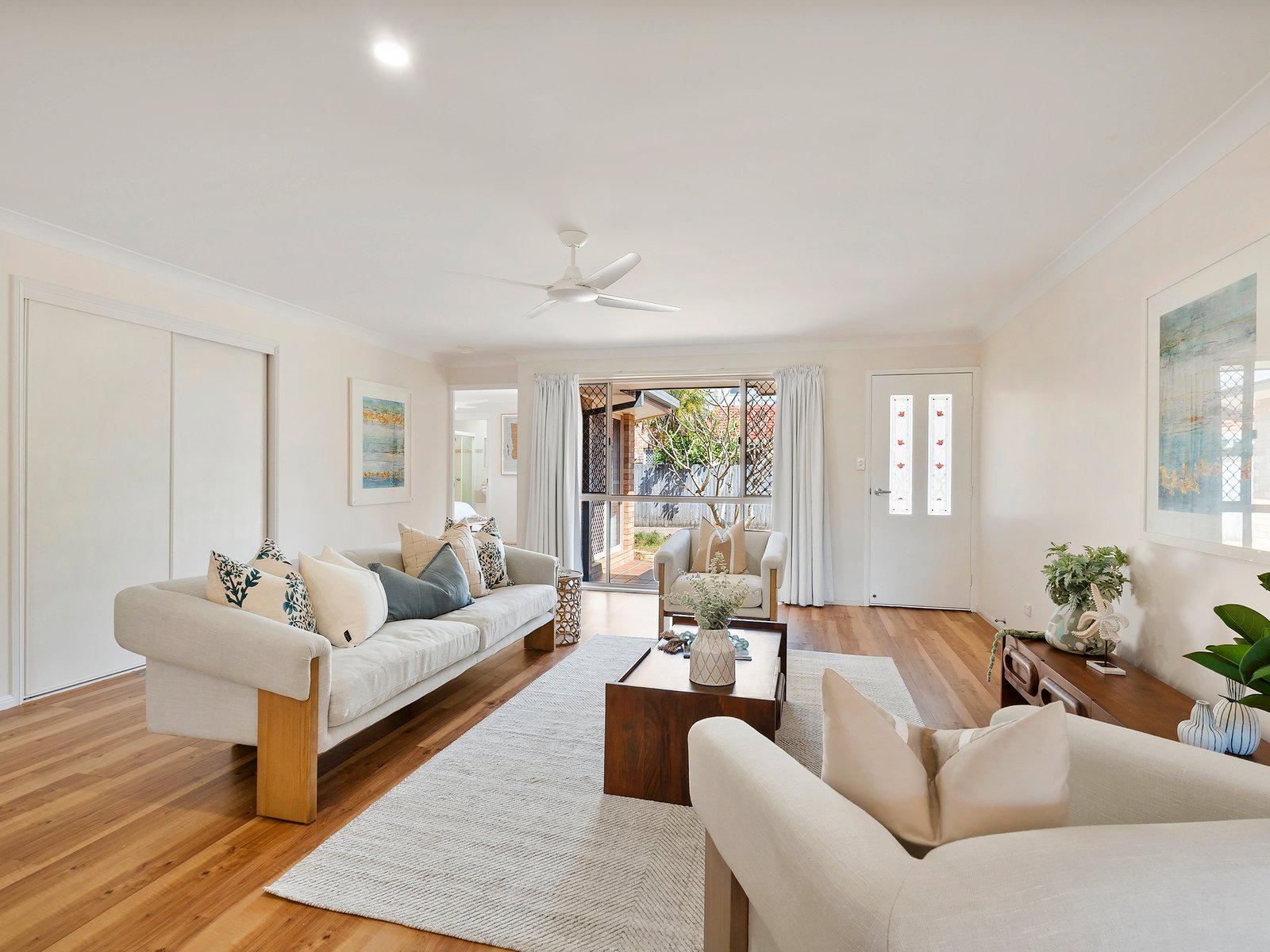 2/1 Lorien Way KINGSCLIFF 3