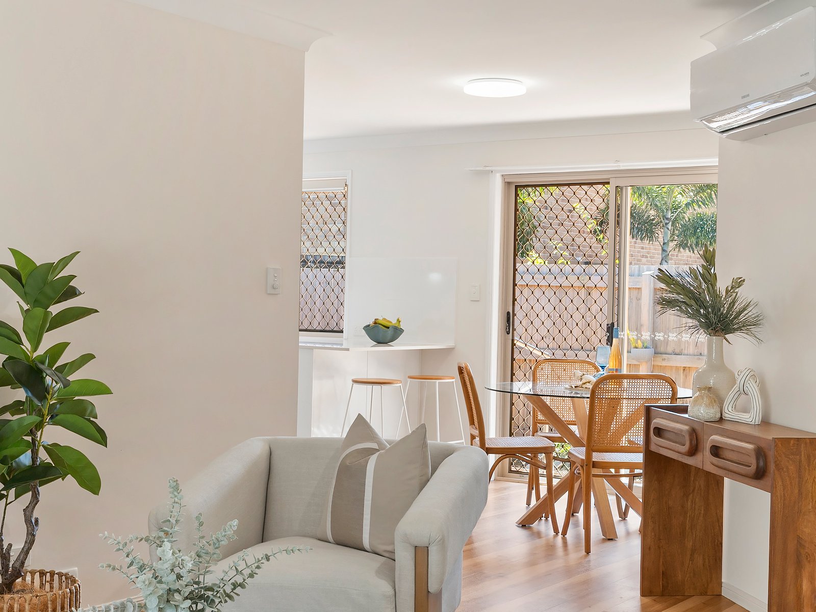 2/1 Lorien Way KINGSCLIFF 6